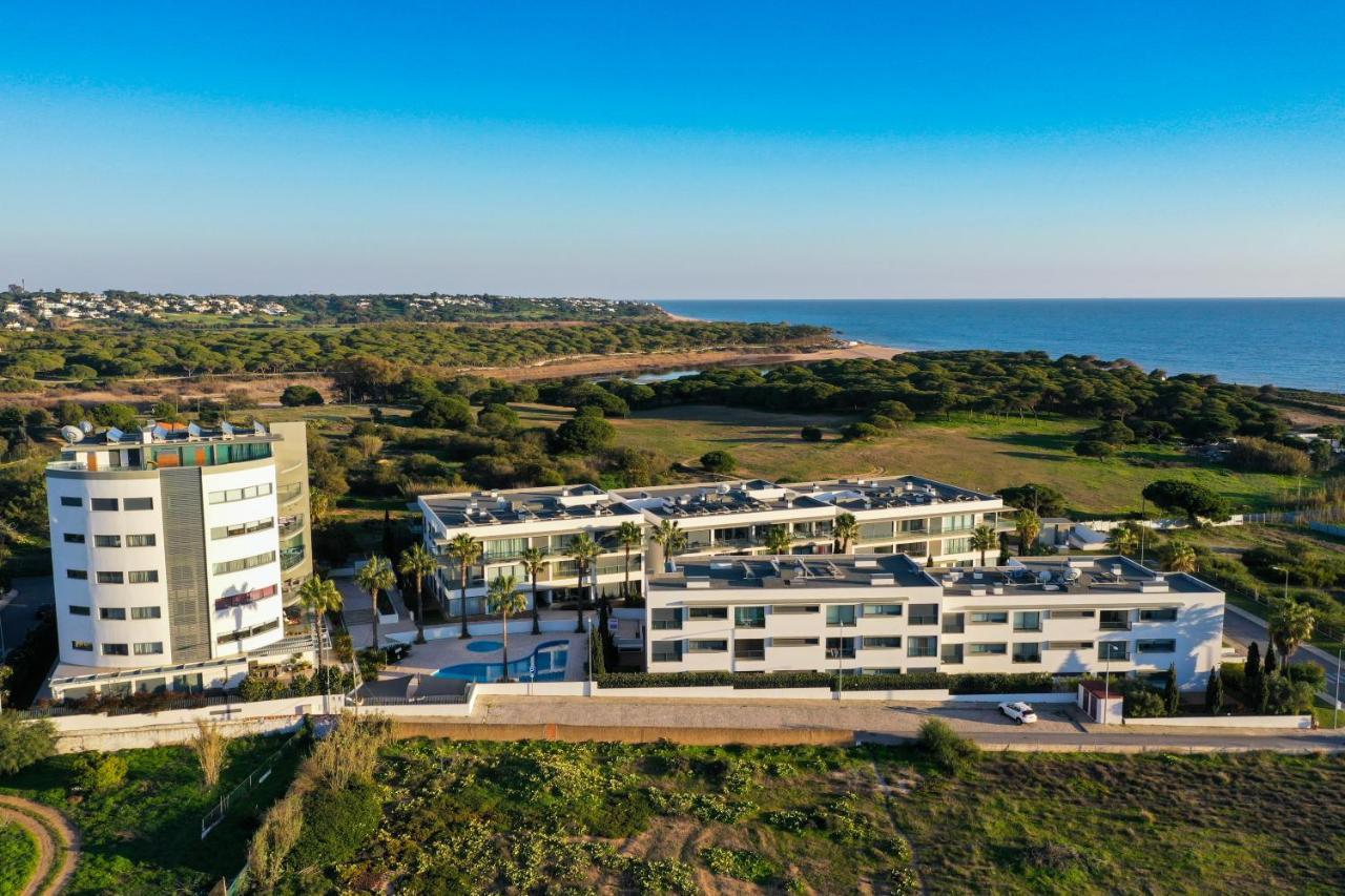 Cavalo Preto, Beach Resort กัวเตย์รา ภายนอก รูปภาพ